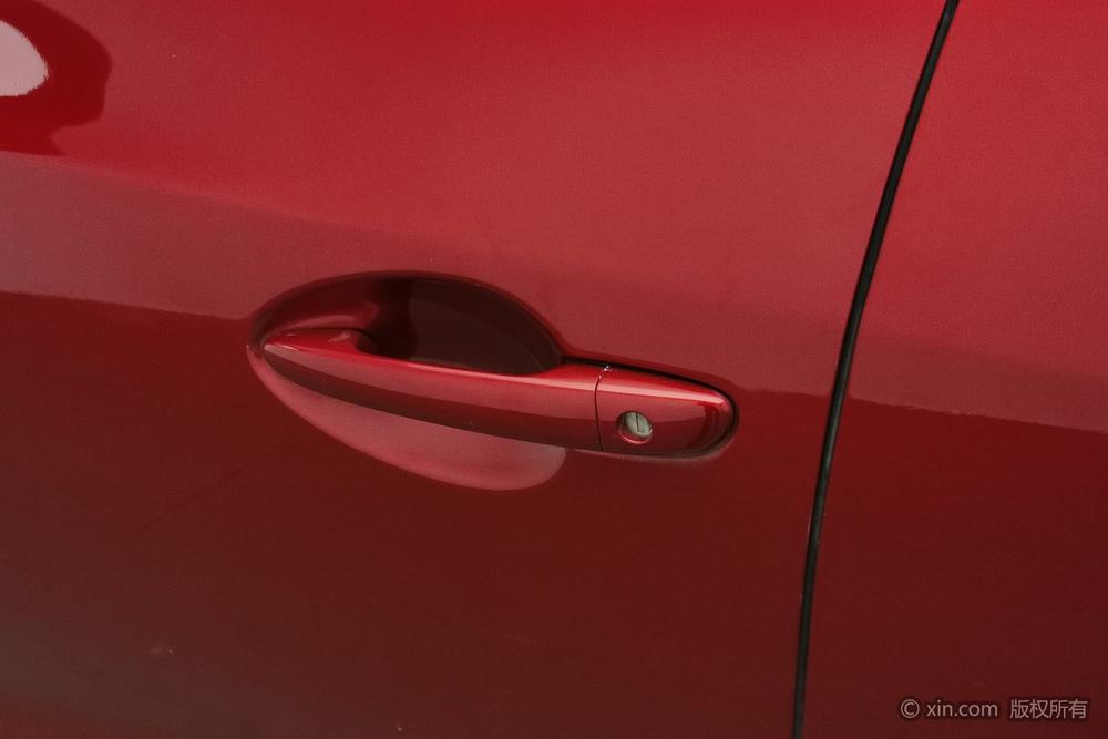 Mazda3 Axela 2016 Sedan 1.5L Automatic Luxury – фото 9