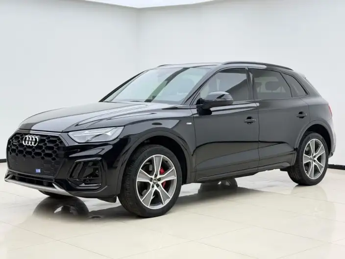 Audi Q5L 2024 Model 40TFSI Fashion Dynamic Model – фото 1