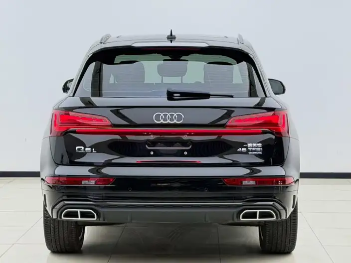 Audi Q5L 2024 Model 40TFSI Fashion Dynamic Model – фото 5