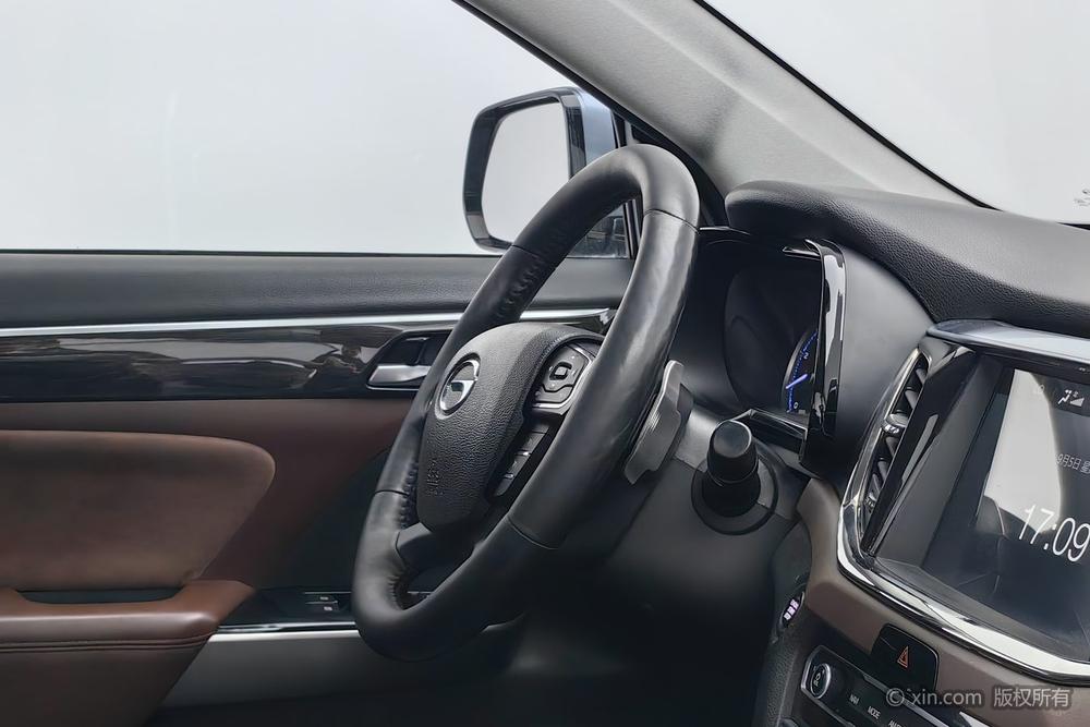 GAC GS8 2017 320T 2WD Luxury Connected 7-seater – фото 8