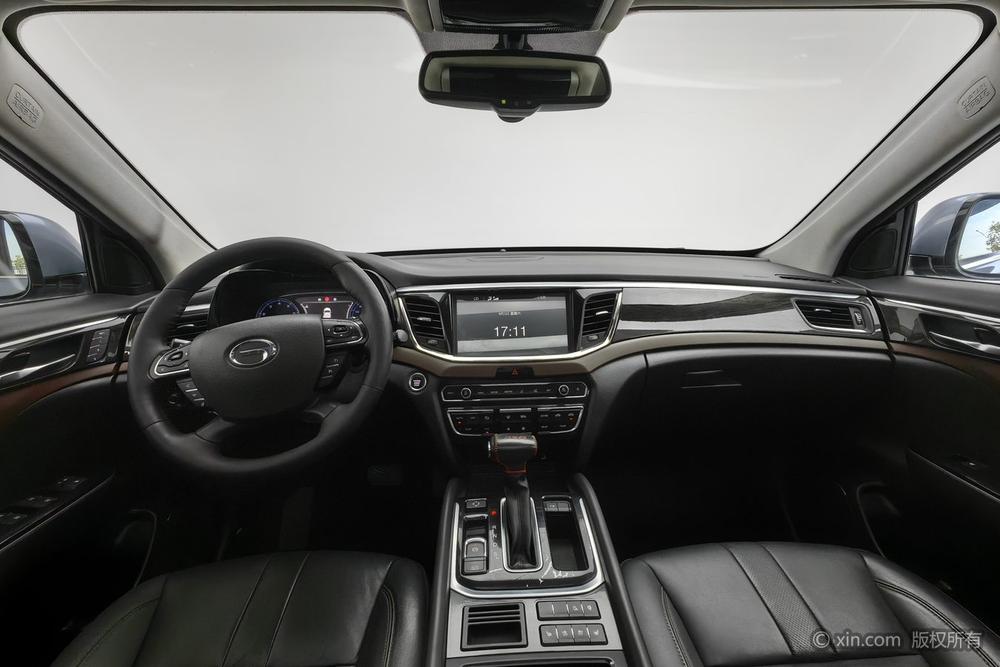 GAC GS8 2017 320T 2WD Luxury Connected 7-seater – фото 12