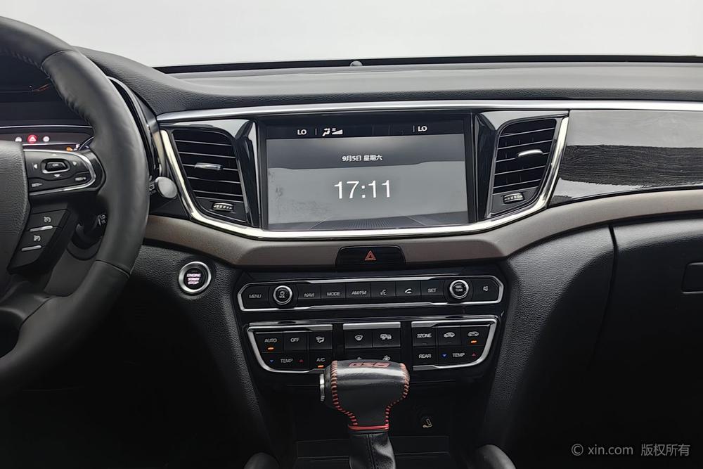 GAC GS8 2017 320T 2WD Luxury Connected 7-seater – фото 13