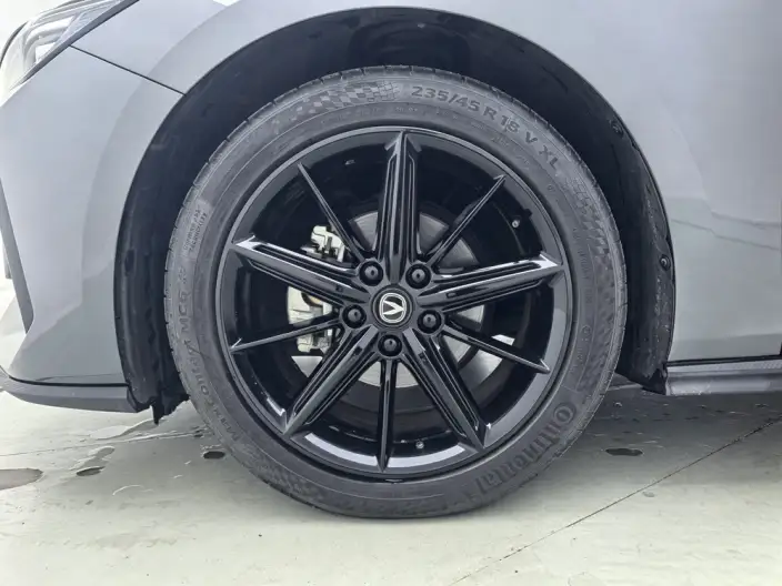 Changan UNI-V 2023 Model 1.5T Noble Model – фото 9