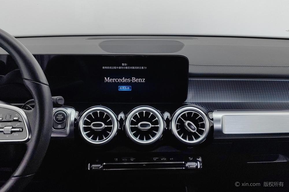 Mercedes-Benz GLB 2021 GLB 200 Sport – фото 11