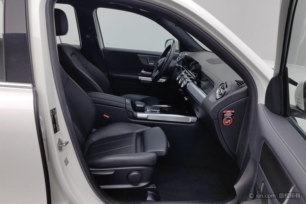 Mercedes-Benz GLB 2021 GLB 200 Sport – фото 12