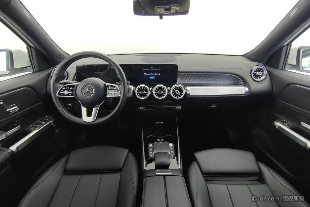 Mercedes-Benz GLB 2021 GLB 200 Sport – фото 13