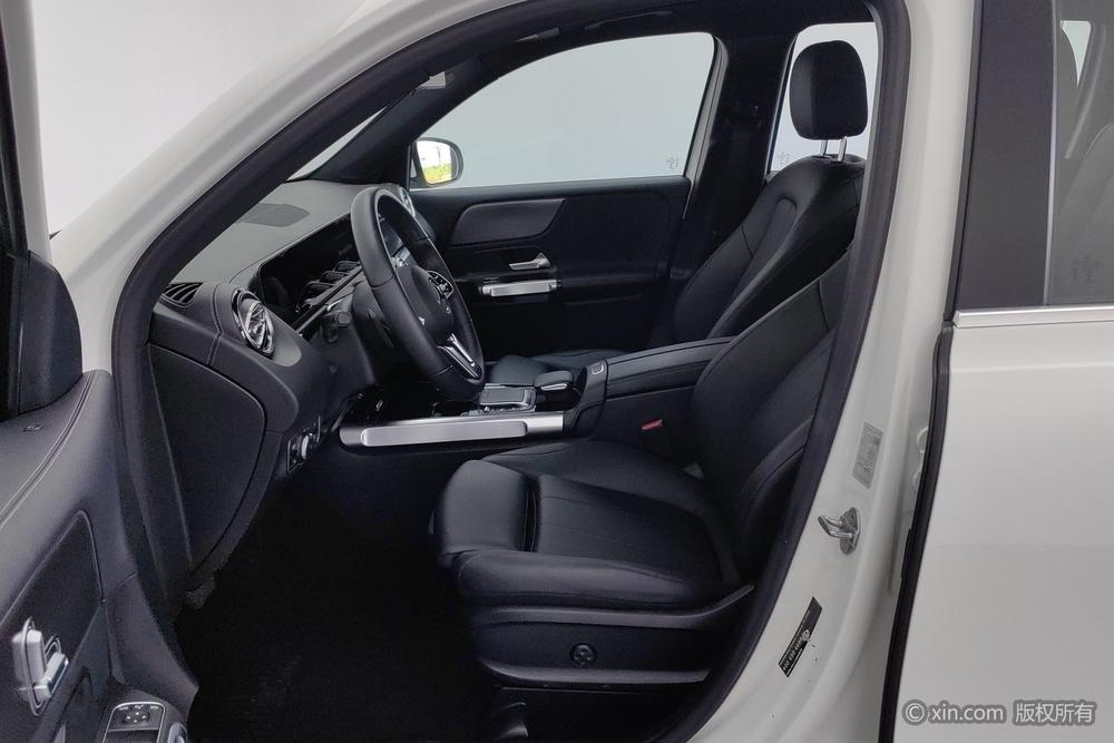Mercedes-Benz GLB 2021 GLB 200 Sport – фото 18