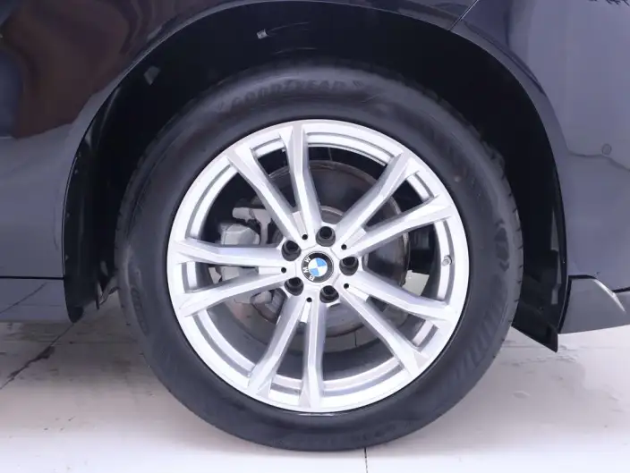 BMW X3 2025 Model xDrive25L Luxury Set – фото 5