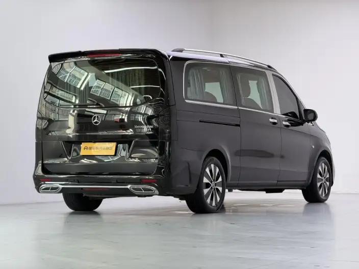 Viano 2023 Model 2.0T Elite Edition 7 seat – фото 7