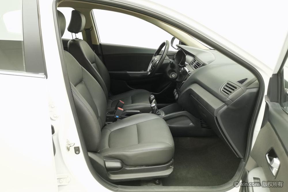 Kia K2 2015 Sedan 1.4L MT GLS – фото 13