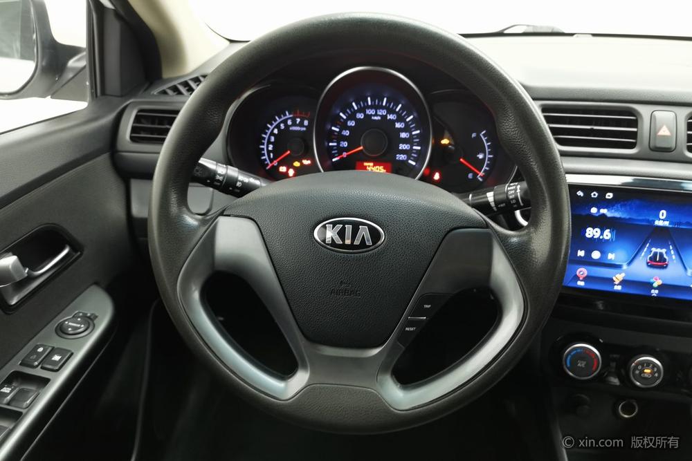 Kia K2 2015 Sedan 1.4L MT GLS – фото 15