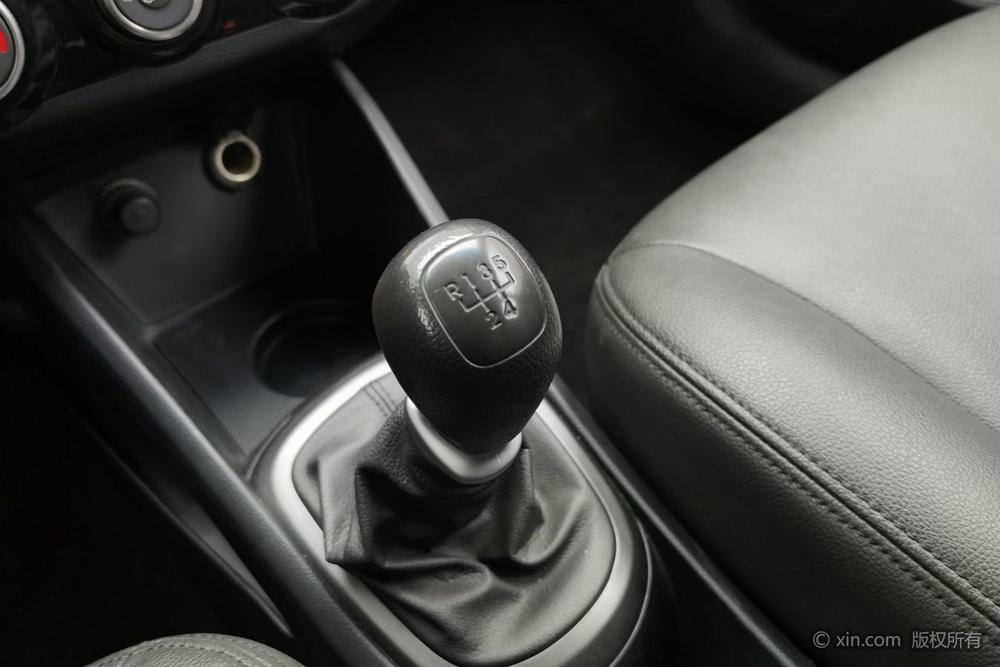 Kia K2 2015 Sedan 1.4L MT GLS – фото 16