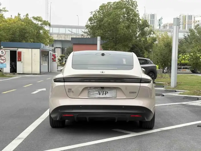 NIO ET5 2022 Model 75kWh – фото 5