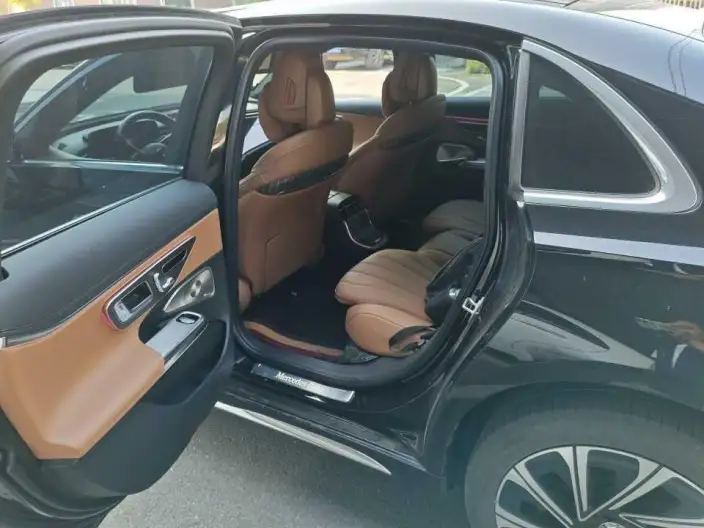 Mercedes-Benz E-Class 2024 Model E 300 L Luxury Model sedan – фото 8