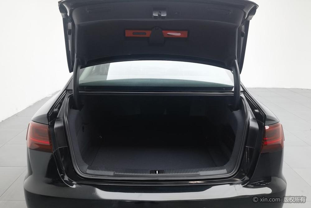 Audi A6L 2018 30th Anniversary 30 FSI Style – фото 23