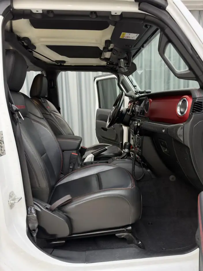 Jeep Wrangler 2021 Model 2.0T Automatic 4WD 5 seat Parallel Imported – фото 7