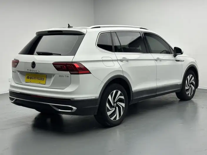 Volkswagen Tiguan L 2023 Model 300TSI 2WD Smart Edition – фото 7