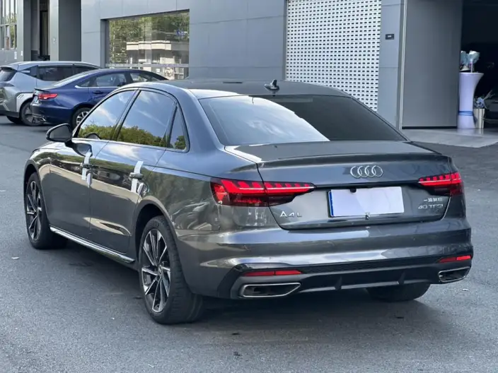 Audi A4 L 2024 Model 40 TFSI Luxury Dynamic Model – фото 4
