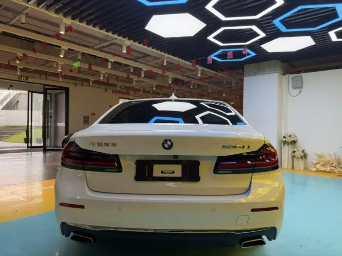 BMW 5 Series 2022 Model Facelift 530Li Executive Model M Sports Set – фото 3