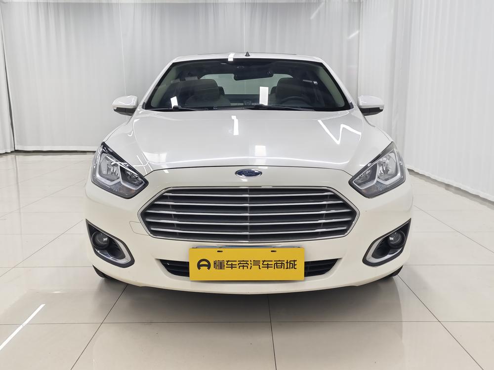 Ford Escort 2015 1.5L Automatic Fashion