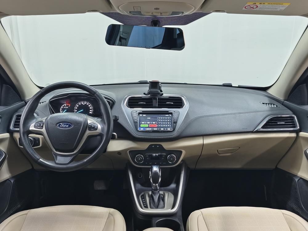 Ford Escort 2015 1.5L Automatic Fashion – фото 14