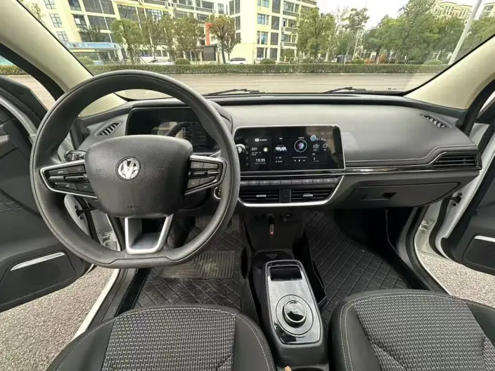 Young Guang Xiaoxin 2021 Model S400 4 seat – фото 8