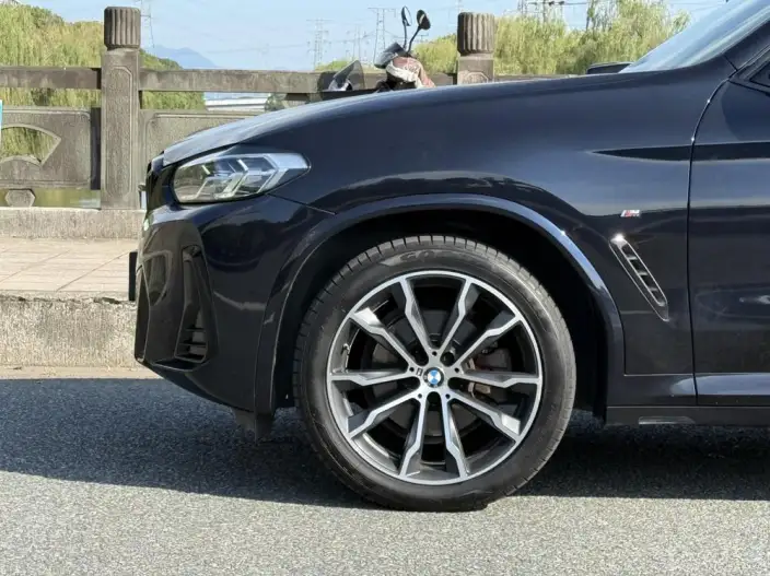 BMW X3 2022 Model xDrive30i Leading Model M Night Set – фото 10