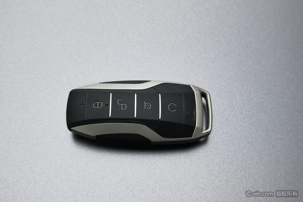 BYD Song Pro DM 2023 DM-i Champion 71km Leader – фото 6