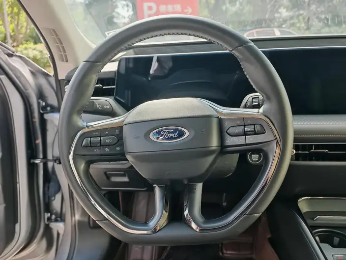Ford Mondeo 2023 Model EcoBoost 180 Luxury Model – фото 10