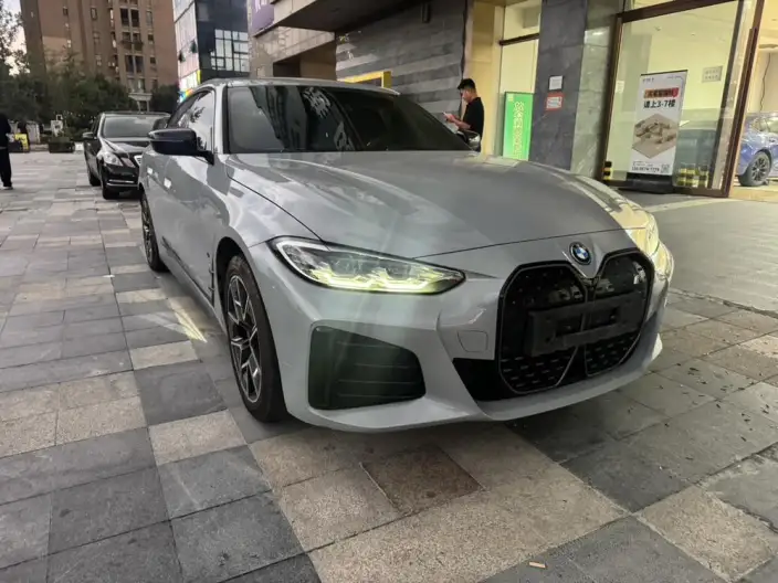 BMW i4 2023 Model eDrive40 – фото 3