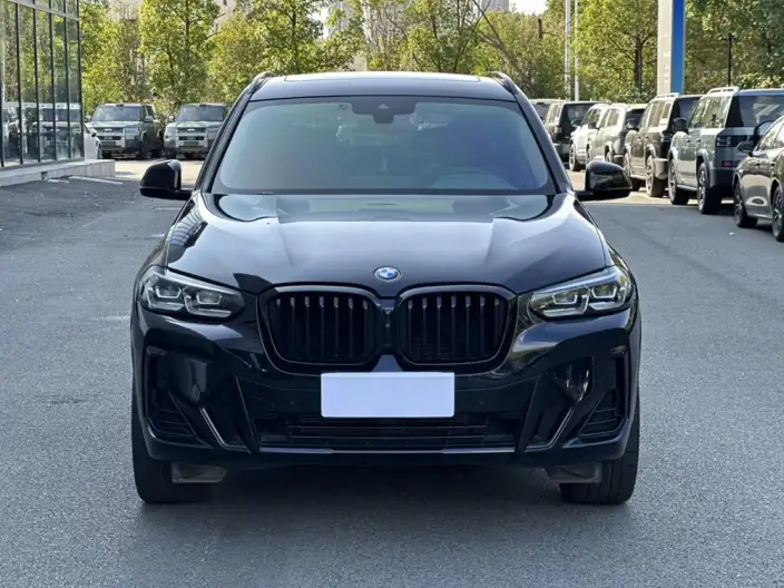 BMW X3 2023 Model xDrive30i Exclusive Model M Night Set – фото 2