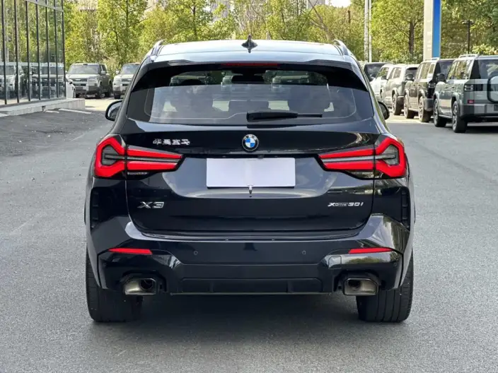 BMW X3 2023 Model xDrive30i Exclusive Model M Night Set – фото 5