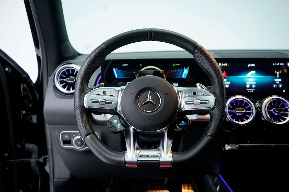 Mercedes-Benz GLB AMG 2022 AMG GLB 35 4MATIC – фото 18