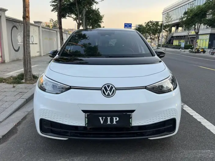 Volkswagen ID.3 2023 Model Pure Smart Edition – фото 2