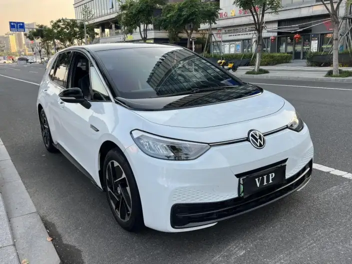 Volkswagen ID.3 2023 Model Pure Smart Edition – фото 3