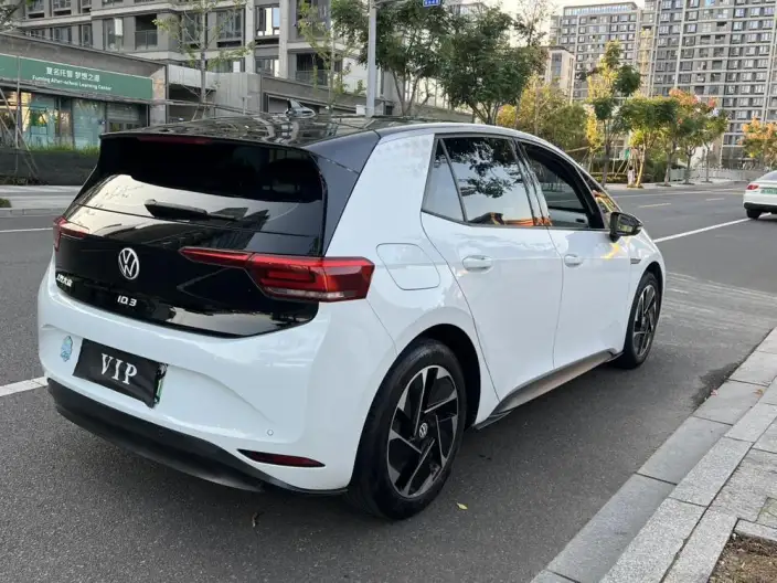 Volkswagen ID.3 2023 Model Pure Smart Edition – фото 7