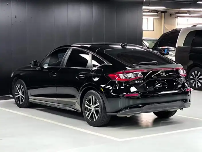 Honda Civic 2023 Model 240TURBO CVT Momentum Edition – фото 2