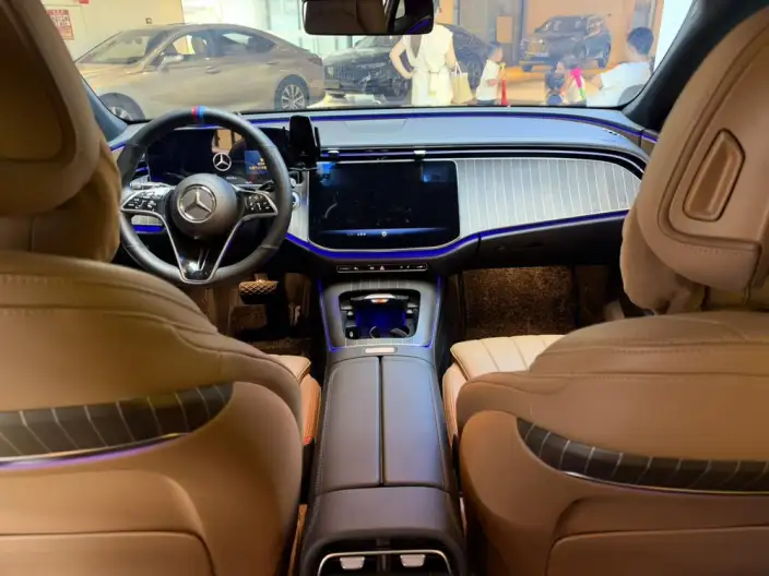 Mercedes-Benz E-Class 2024 Model Facelift E 300 L Fashion Model sedan – фото 7