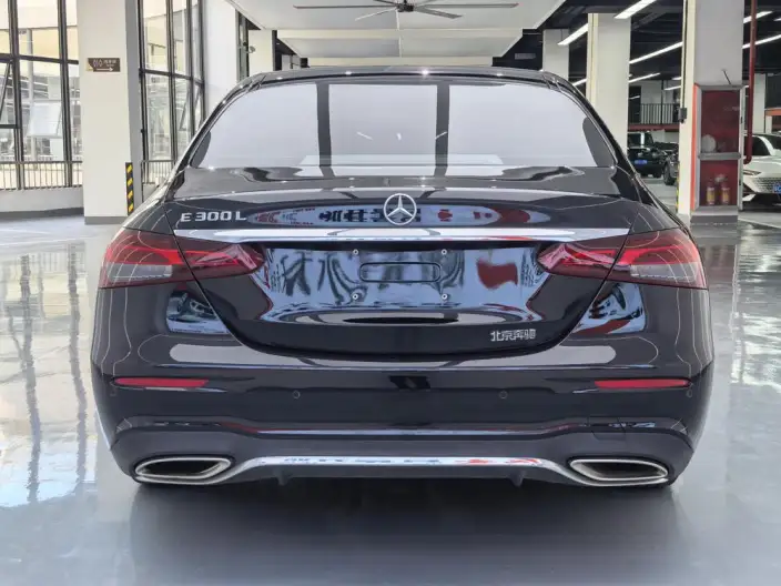 Mercedes-Benz E-Class 2023 Model E 300 L Fashion Model sedan – фото 5
