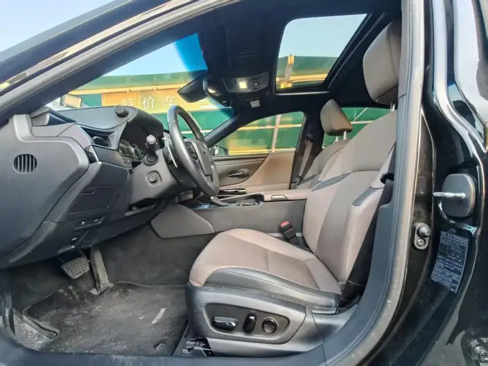 Lexus ES 2022 Model 200 Superior Edition – фото 9