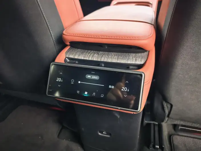 NIO EC7 2024 Model 75kWh – фото 9