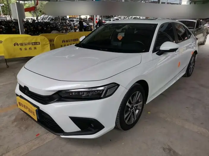 Honda Civic 2023 Model 240TURBO CVT Momentum Edition – фото 1