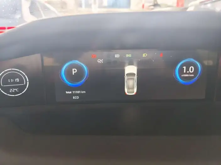 Changan UNI-V 2024 Model 1.5T High Power Edition – фото 8