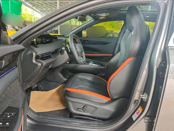 Changan UNI-V 2024 Model 1.5T High Power Edition – фото 10