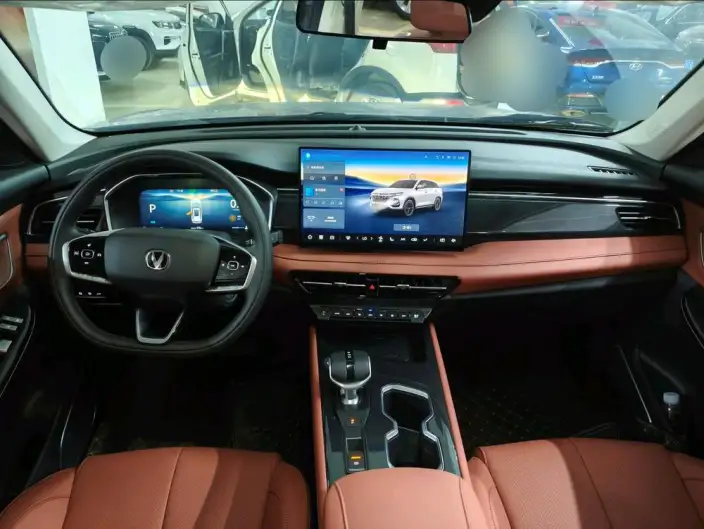 Changan CS75 2026 Model PRO 1.5T DCT Exclusive Model 7 seat – фото 5