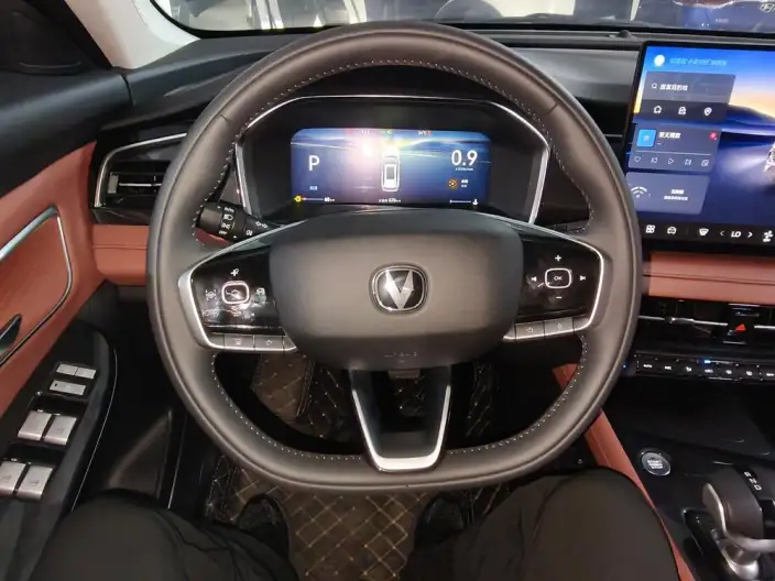 Changan CS75 2026 Model PRO 1.5T DCT Exclusive Model 7 seat – фото 8