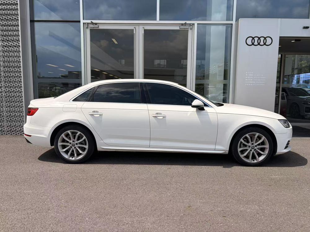 Audi A4L 2017 40 TFSI Style – фото 6