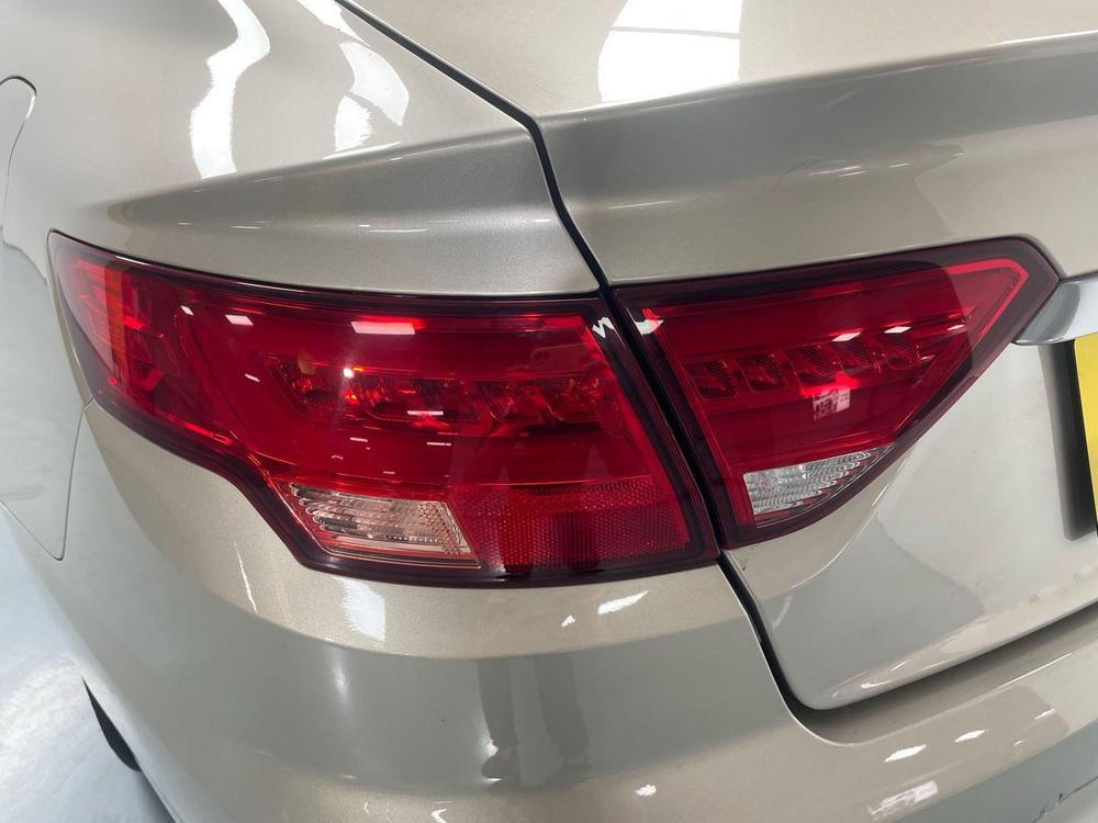 Geely Emgrand GL Модель 2018 года 1.4T Manual Elite Connected – фото 13