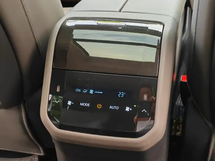 Maxus G70 2024 Model 2.0T Automatic Premium 7 seat – фото 10