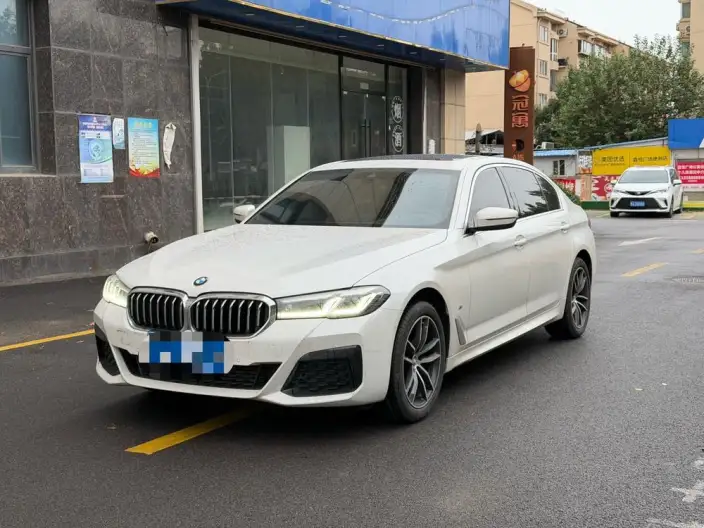BMW 5 Series 2022 Model Facelift II 525Li M Sports Set